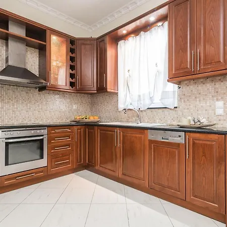 Irene Luxury * Sarakinádhon