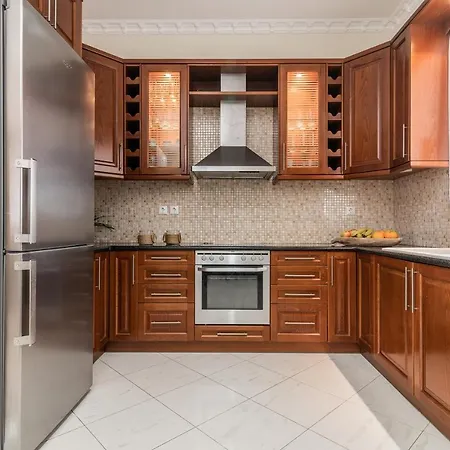 Irene Luxury Vilă *