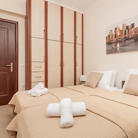 Irene Luxury Sarakinádhon